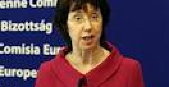 Birokrate Ketrin Ešton imaju 17 sedmica odmora