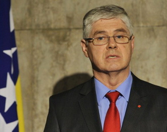 Osmić zatražio istragu o uzimanju mita