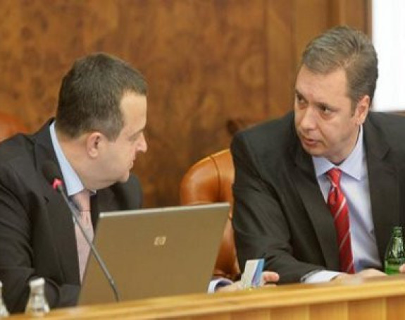Vučić i Dačić odobrili Paradu ponosa