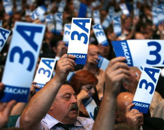Popularnost SNS rasla, ostalih opadala