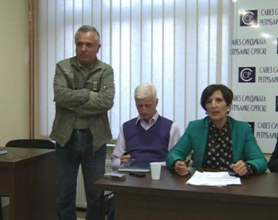 Мишић: Закон убија радничка права (ВИДЕО)