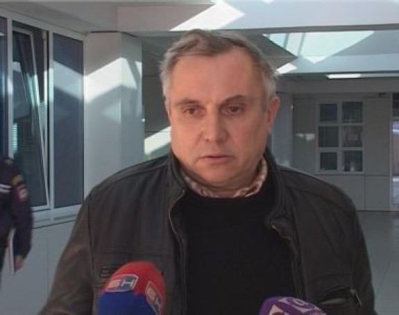 Ђуровић предао документе полицији 