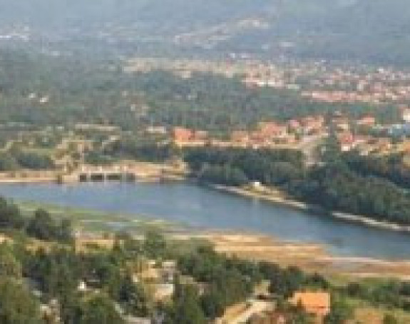 У Зубином Потоку три оружана напада