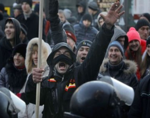 Више од 200.000 демонстраната на улицама
