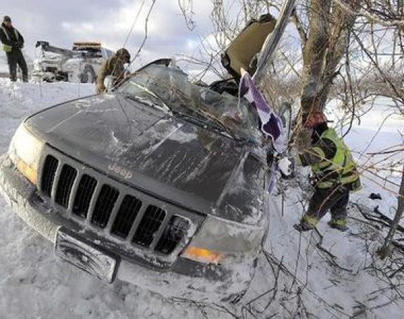 Олуја "Херкулес" у САД и Канади, 11 погинулих