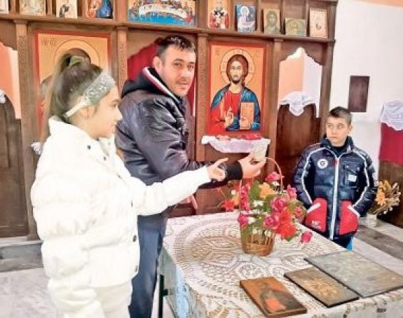 Andrija i Anđela čuvaju Devet Jugovića