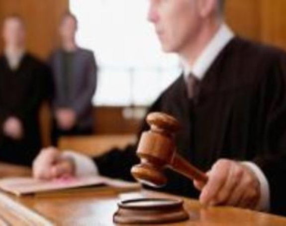 Sudije mijenjaju adrese da bi dobili naknade