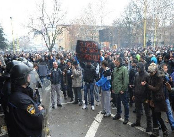 Данас протести и у Бањалуци