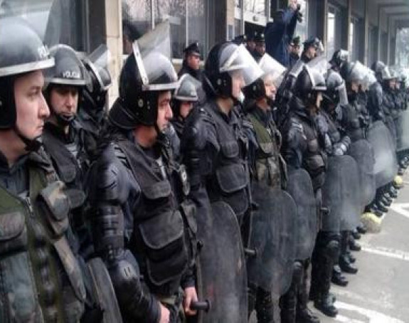 Писмо полицајцима у Тузли