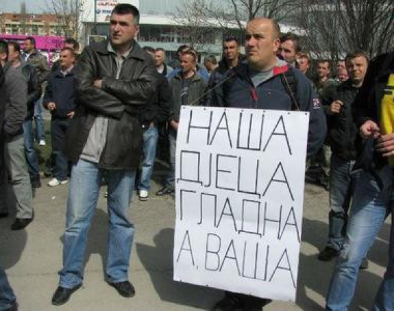 NSP: Dosta je bilo rodbine, kumova i partijskih poslušnika!