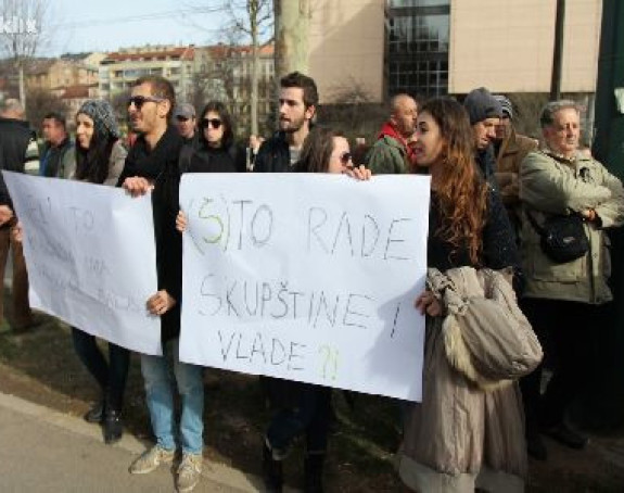 Danas u podne novo okupljanje demonstranata