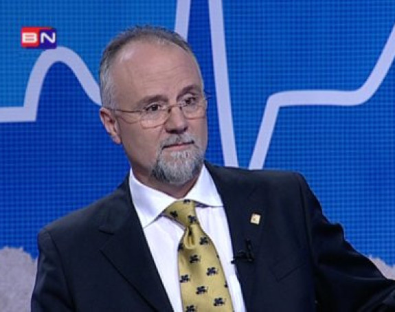 Српска тоне у економску пропаст