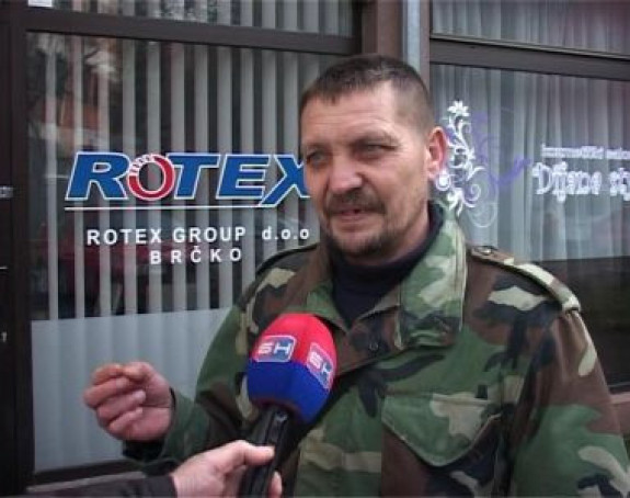 Bravar iz Zvornika štrajkuje glađu u Brčkom (VIDEO)