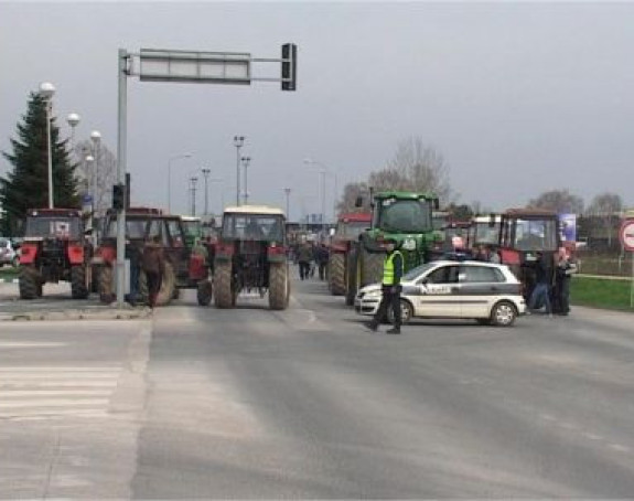 Ratari jutros blokirali granični prelaz Orašje