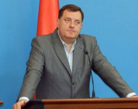 "Dodik da povuče odluku o referendumu i podnese ostavku"