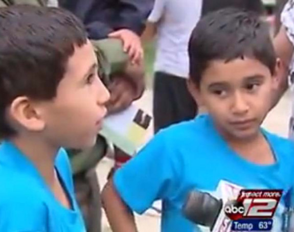 Sedmogodišnji blizanci natjerali lopova da ih oslobodi