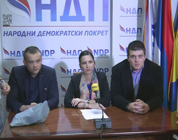 Mladi NDP-a: Dosta je bahaćenja!