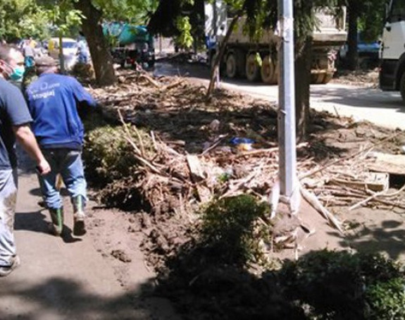 Šamac: Kompletna infrastruktura uništena