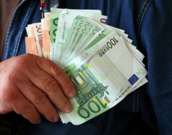 Volonter pronašao 1.800 evra i vratio vlasniku