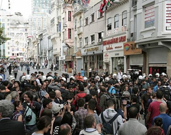 Turska policija suzavcem rastjerala demonstrante