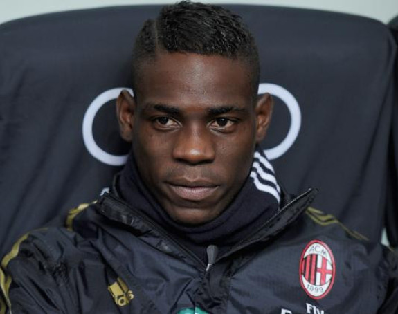Milan nudi Balotelija Arsenalu