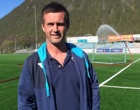 Norvežanin na klupi Seltika