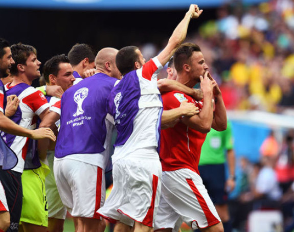 SP: Švajcarci brži od sata!