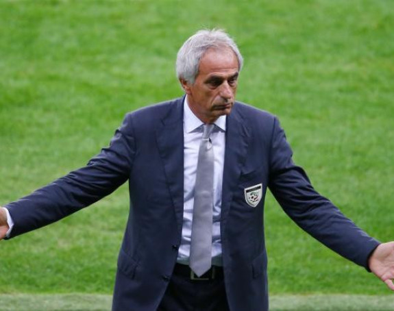 Alžirci podržavaju Vahu!