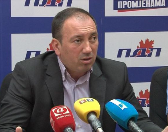 СНСД "не воли" БиХ, а дјецу запошљавају у институције БиХ 