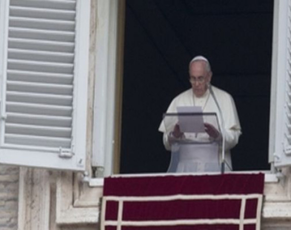 Papa pozvao na prekid nasilja 
