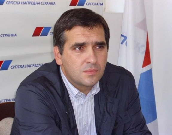 Напредњаци распустили 31 општински одбор