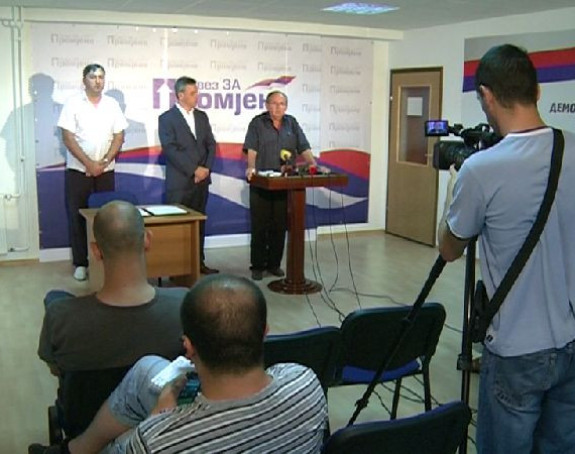"Vlast se sjeti sela samo pred izbore" 