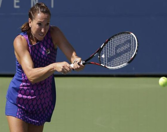 Jelena za 58 minuta do 4. kola