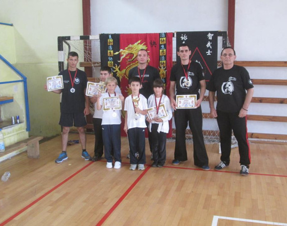Dobojski Zmajevi najbolji u Tešnju