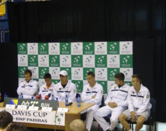 DK, BiH - LIT: Bašić - Berankis prvi