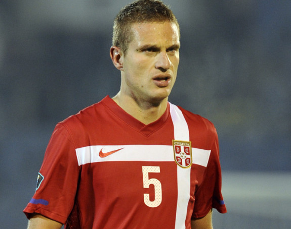 Ser Aleks kriv što Vidić ne igra za Srbiju?!