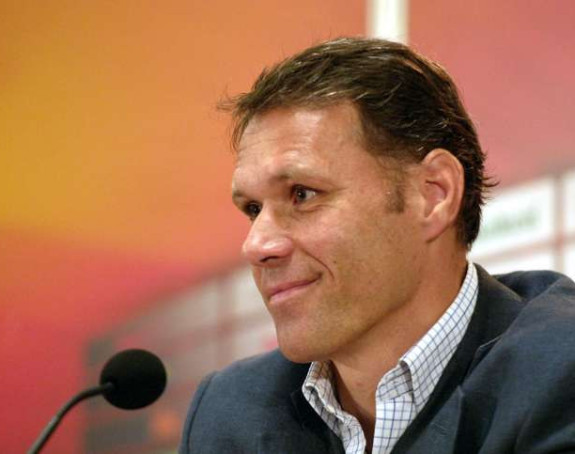 Sjajno: Van Basten je, ipak, dobro!