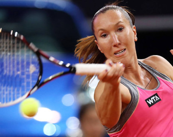 I Jelena se predala u Vuhanu!