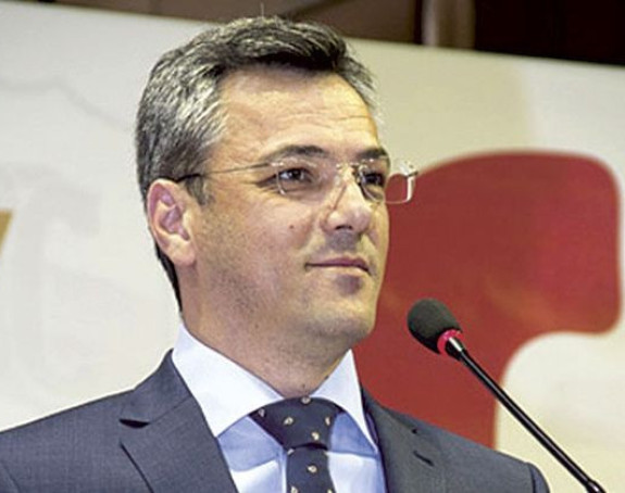 Tadić: Moramo zaustaviti uništenje ekonomije i odlazak djece 