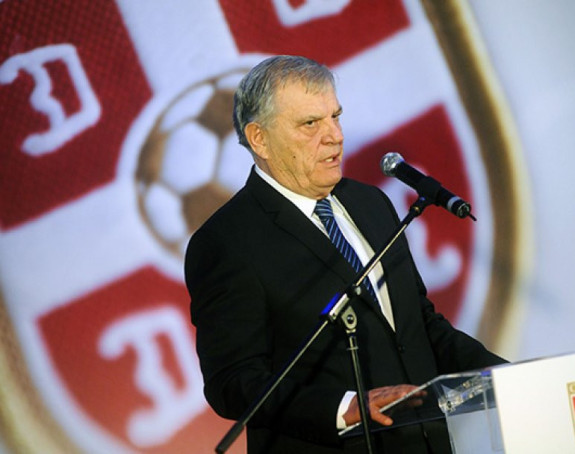 Karadžić ostaje na čelu FSS-a do 2016.!