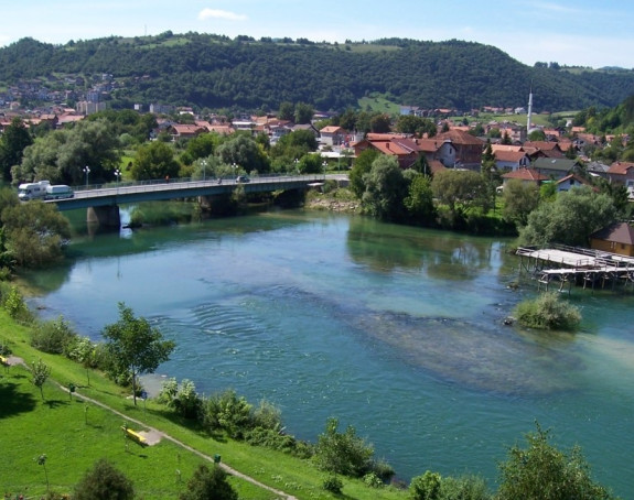 Krupa na Uni: Glasanje bez problema