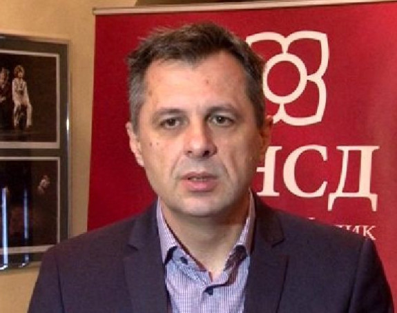 СНСД: Иванић у предности