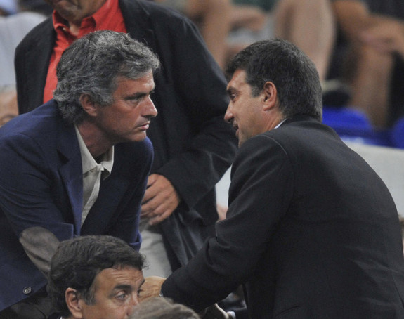 Лапорта: Мурињо ће водити Барсу!