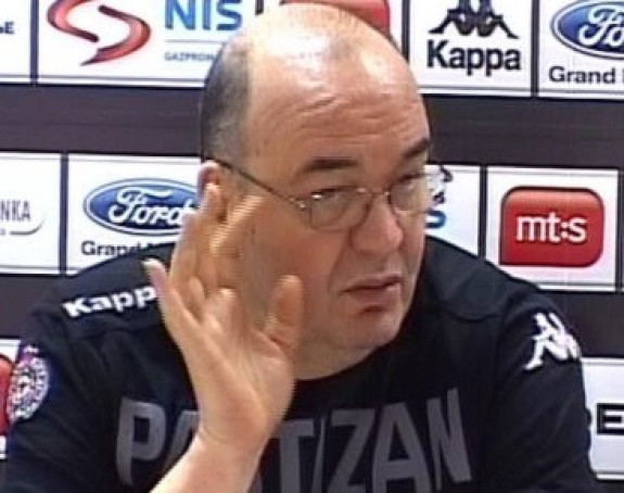 Opet Dule: Vlast uništava Partizan!