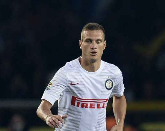 Vidić ne igra ni protiv Rome i Dnjipra!