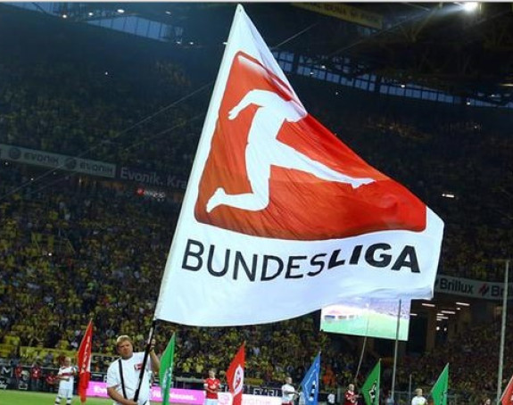 BL: Paderborn ukrotio ''Vukove''!