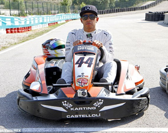 Hamilton neće ''keca'' na bolidu!