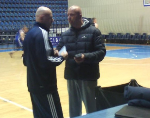 EL: Ilić hoće da napije Obradovića prije meča!