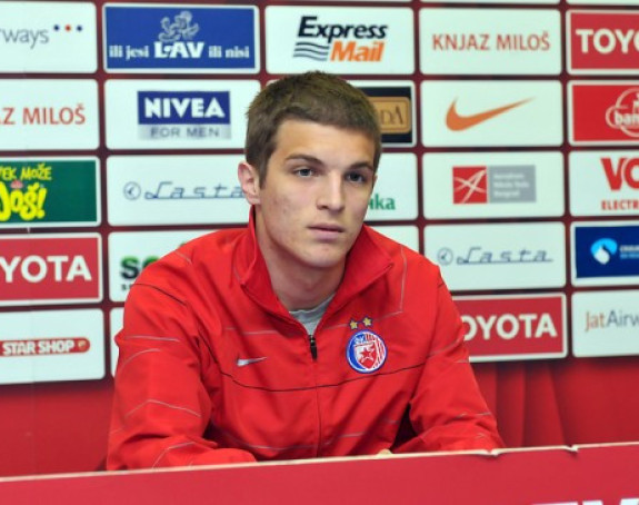 Strašno: Zvezda sad ucjenjuje i svoju ''zlatnu koku'' Lazovića!