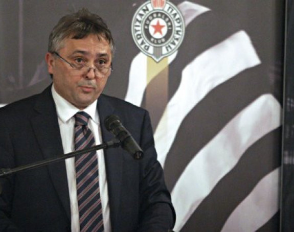 Поповић тврди: Земунело је под хипотеком!